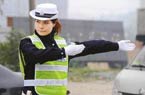 1.78米美女模特转行当交警