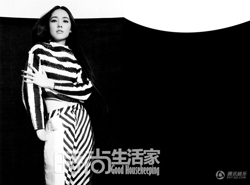 郭碧婷变身摩登女王 干练出镜英姿飒爽图片