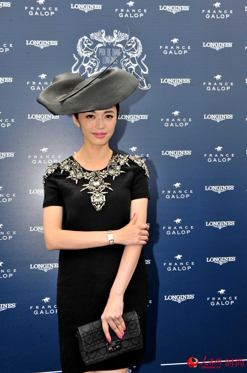 Prix de Diane Longines Ҧ��ͷ������ñ�γ�ϯ2011���ٱ������ȴ���