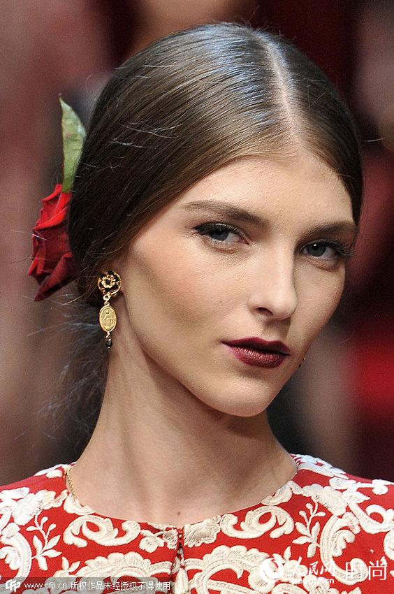 2015ʱװܣģDolce & Gabbana Ʒ㳡