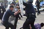 北京警方春运反恐演练