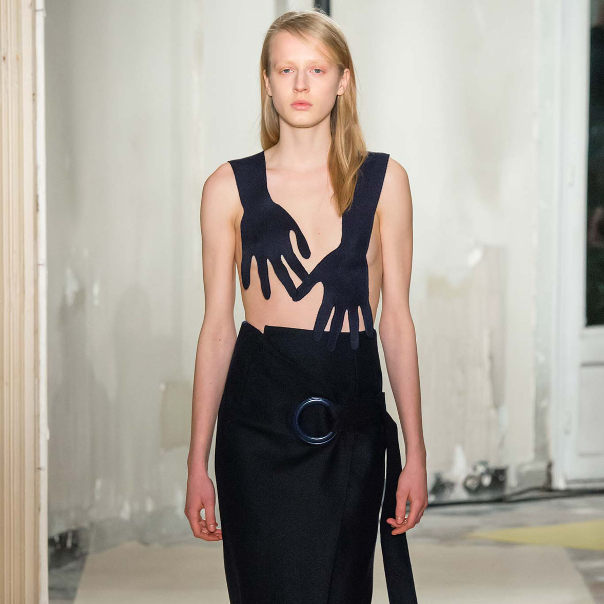 ʱ 33                	㳡 Jacquemus                	 Jacquemus 2015ﶬϵ˵ʦ̽ϡáǿ֢ĲԳơ·洦󶴵пա