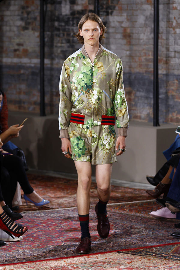 Gucci 2016�紺 ִ���ڰ��������黳��46��