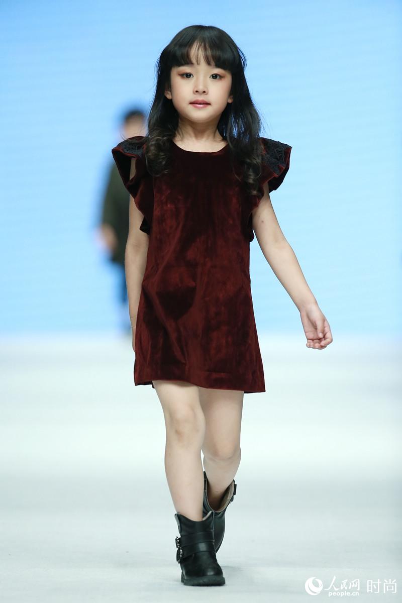 中国国际时装周潮童星·童模风尚发布会 潮 您