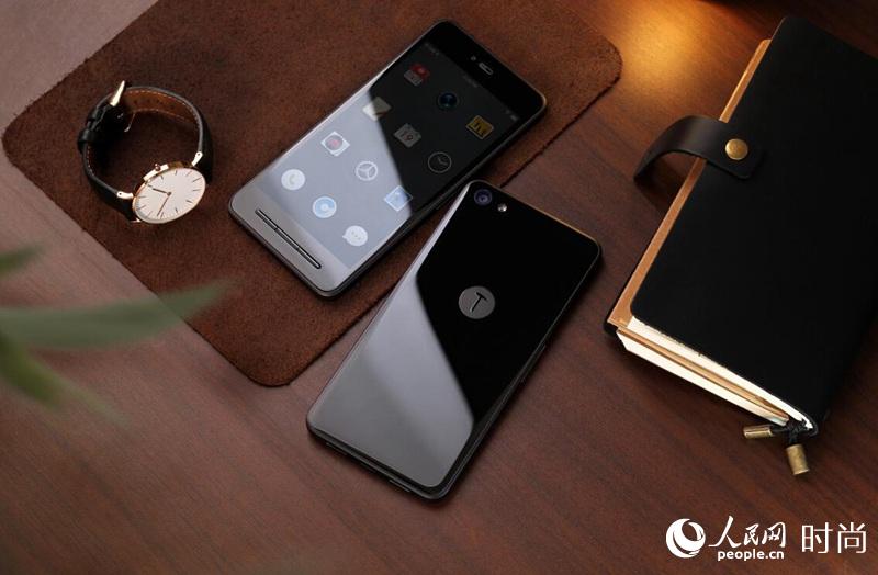 ��l��޵o���~�׷s�~ Smartisan T2