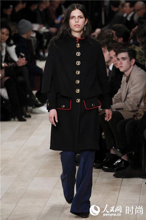 �d��Z�۴��ɸ��Q�𭺨q Burberry56�M�s��look�tö�B�ʭ^�ۭ��i23�j