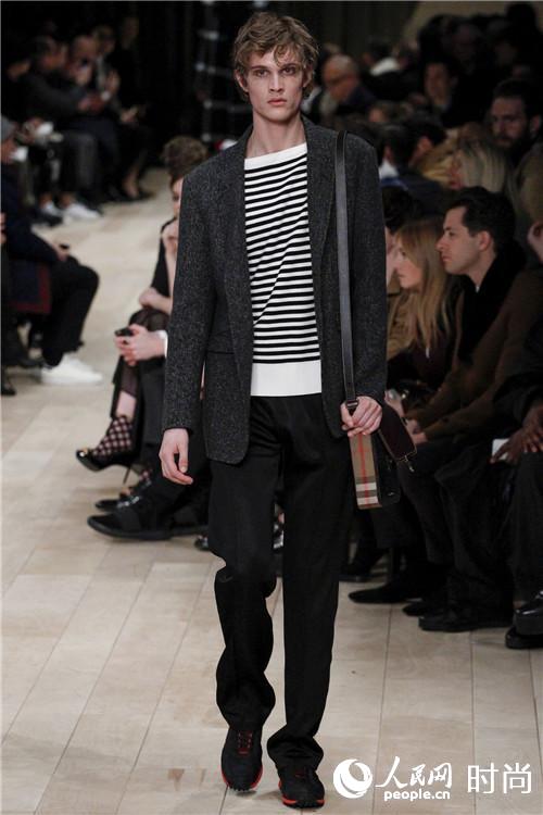 �d��Z�۴��ɸ��Q�𭺨q Burberry56�M�s��look�tö�B�ʭ^�ۭ��i8�j