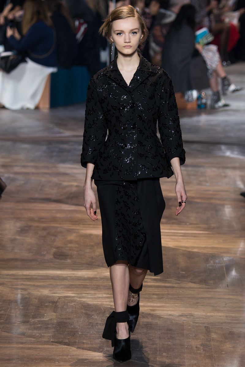 Christian Dior2016�K�L���w�j�q �B���Ӯ��˫G�ۨq���i23�j