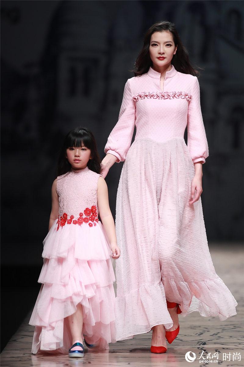 Vicky Zhang�G�^�k���~�\Ū�����i13�j