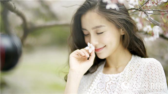 Angelababy��������g�u �զ���ȥP��֤k�P�z�סi8�j