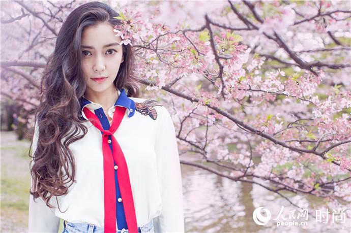 Angelababy��������g�u �զ���ȥP��֤k�P�z�סi25�j