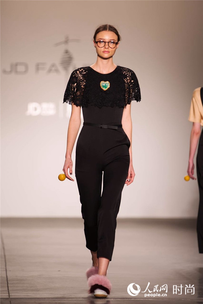 ����]�p�v�t�C���D�X�X���[ ALICIA LEE 16�K�L�t�C�@�~�i4�j