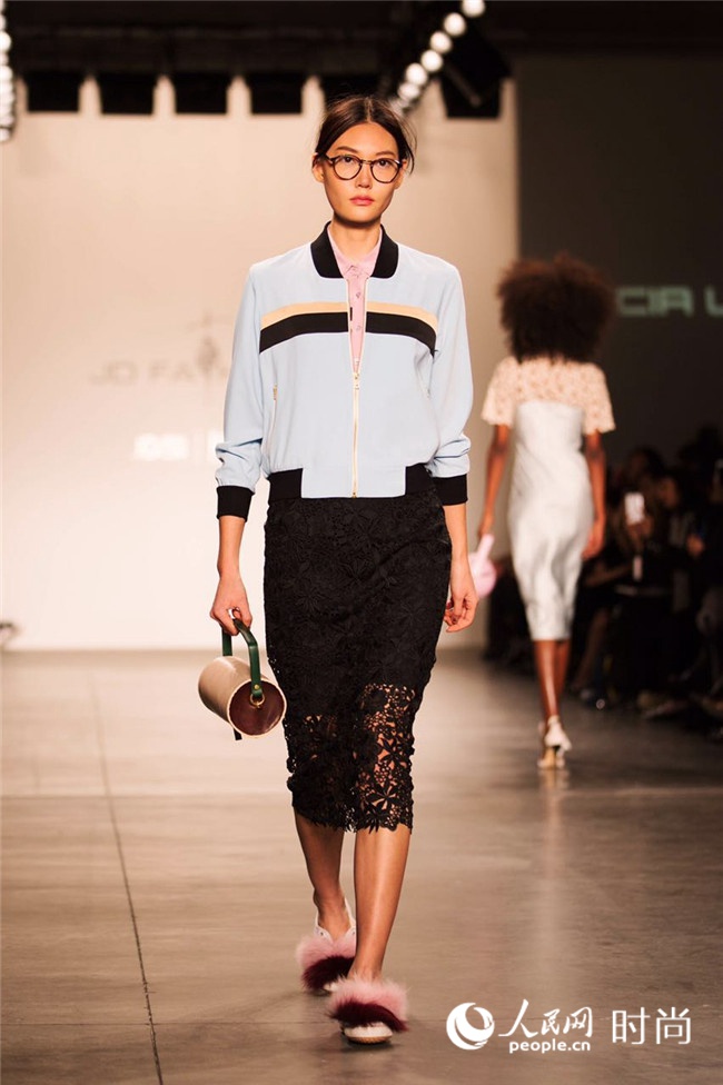 ����]�p�v�t�C���D�X�X���[ ALICIA LEE 16�K�L�t�C�@�~�i3�j