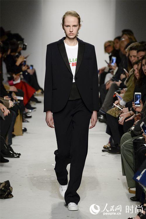 �����X�������ɸ˩P ����LOOK�m���ݡi4�j