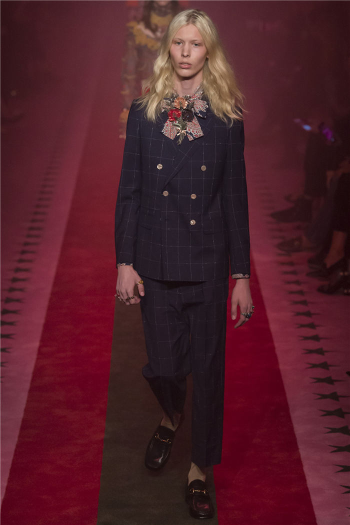 2017�K�L�����ɸ˩P GUCCI�ڤۤj�q�i7�j