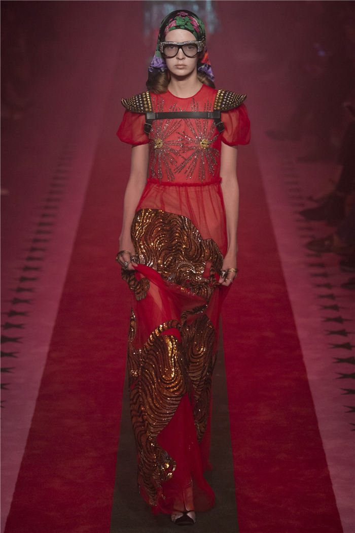 2017�K�L�����ɸ˩P GUCCI�ڤۤj�q�i15�j