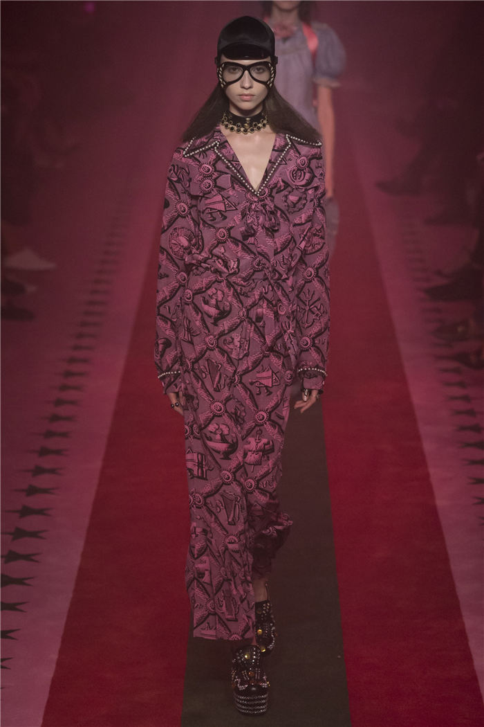 2017�K�L�����ɸ˩P GUCCI�ڤۤj�q�i31�j