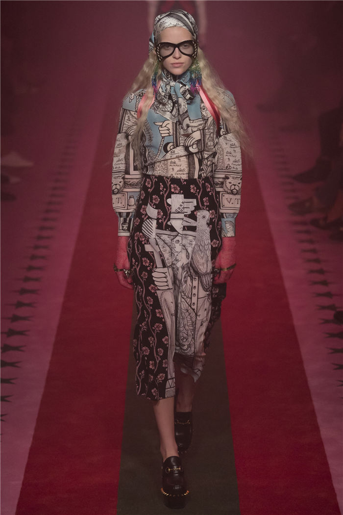2017�K�L�����ɸ˩P GUCCI�ڤۤj�q�i51�j
