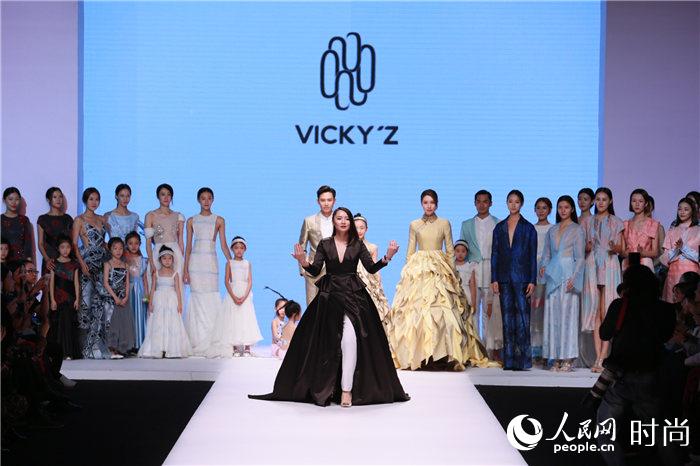 2016�H����ڮɩ|�P�G�ˤl�k���\�ɤ��̰��˱� �M�@�H����D�K���I�N�i9�j