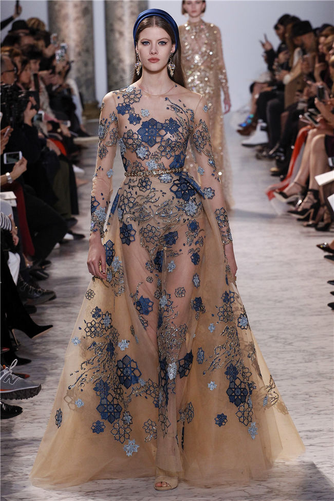 ����P�ĳ�(Elie Saab)2017�K�L�ھ����ũw��q�i24�j