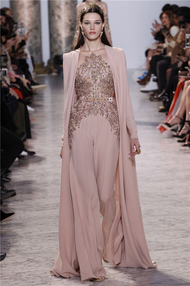 ����P�ĳ�(Elie Saab)2017�K�L�ھ����ũw��q�i23�j