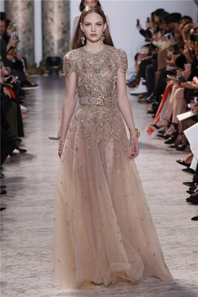 ����P�ĳ�(Elie Saab)2017�K�L�ھ����ũw��q�i27�j