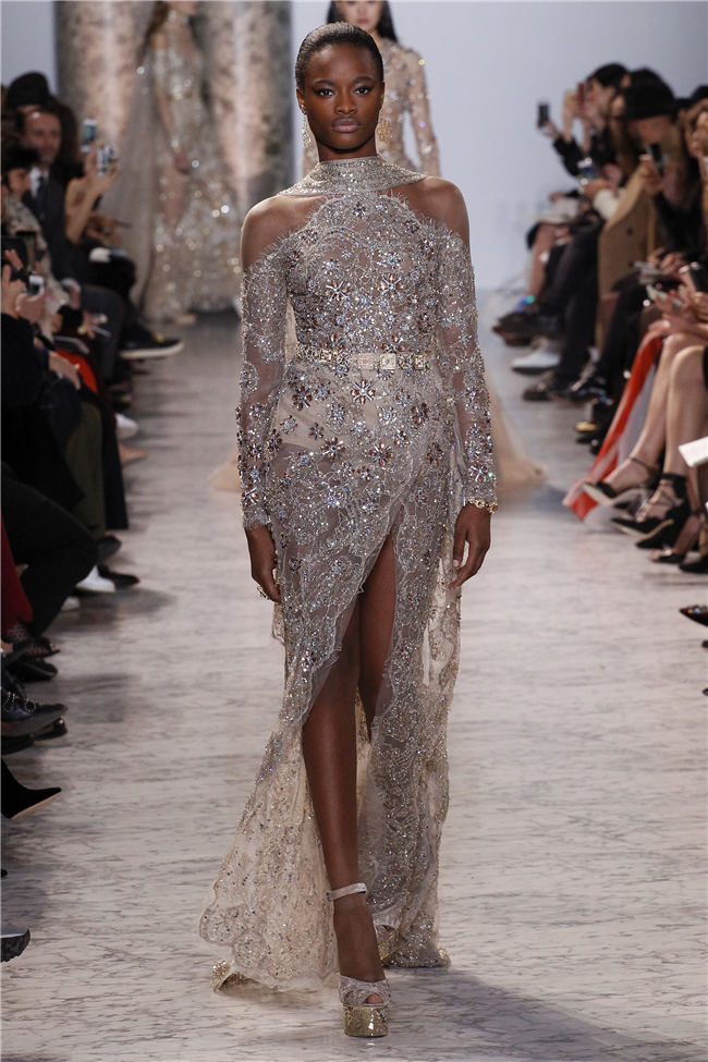 ����P�ĳ�(Elie Saab)2017�K�L�ھ����ũw��q�i30�j