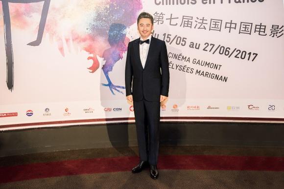 吴秀波身着Ermenegildo Zegna Couture亮相第七届法国中国电影节开幕红毯