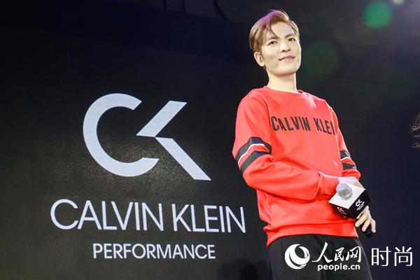 ڡCALVINKLEINPERFORMANCEʱн