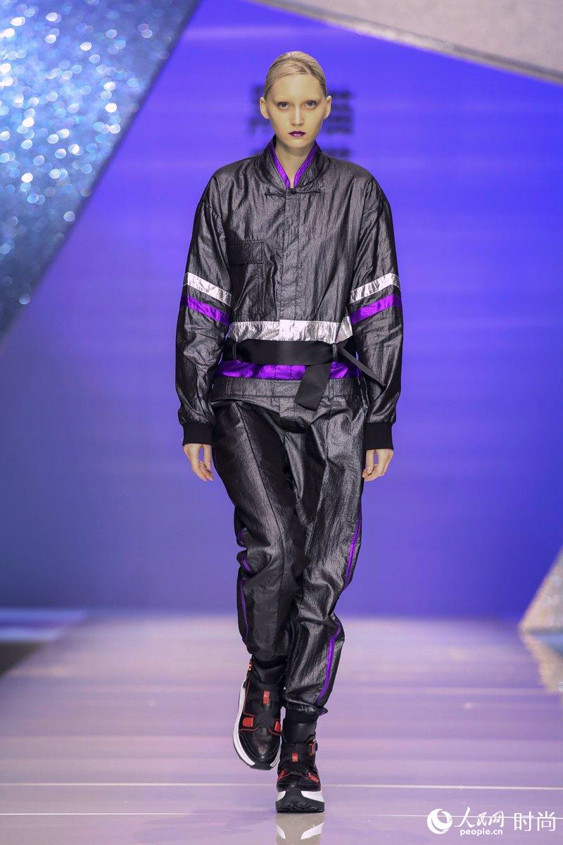 向佐求婚郭碧婷为你手动安排软妹子的撩汉穿衣指南