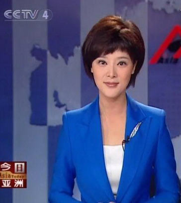 刘亦菲 胡蝶/7月27日，新闻频道早间节目《朝闻天下》打响了头炮开始变脸。